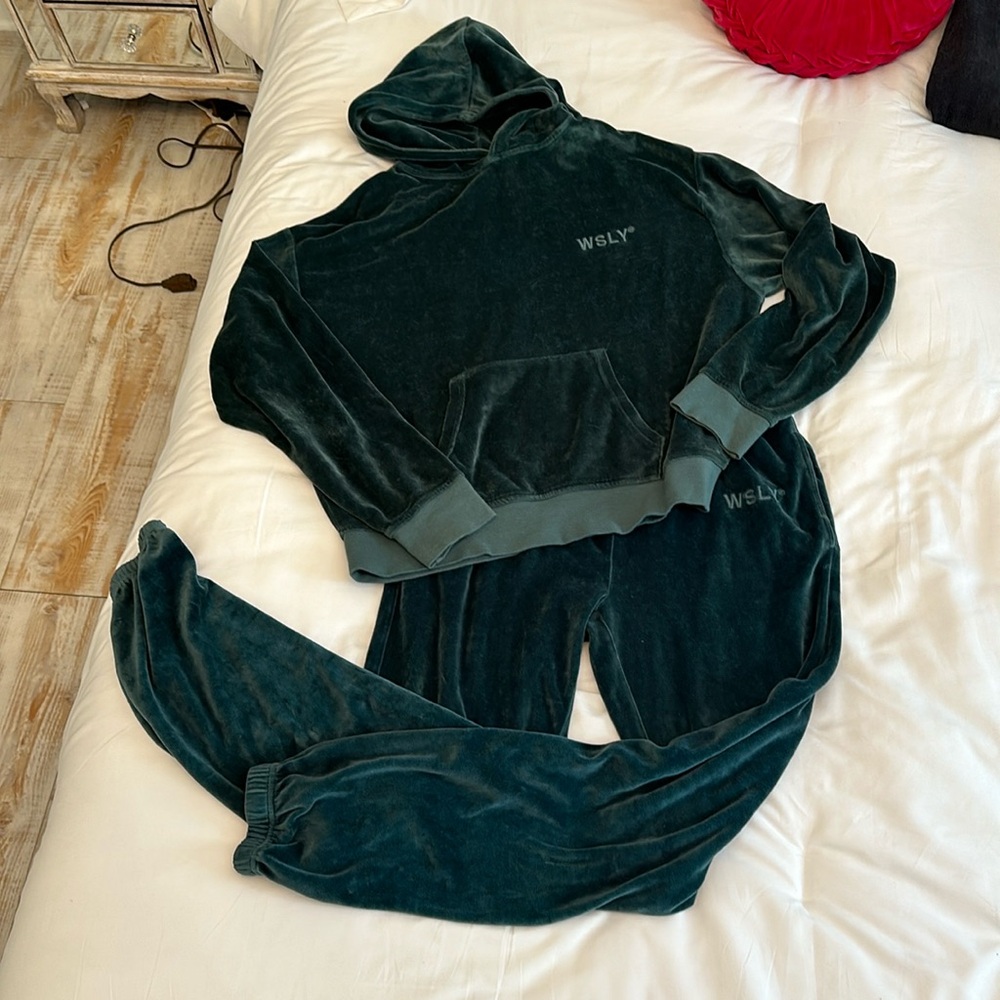 WSLY velour track suit